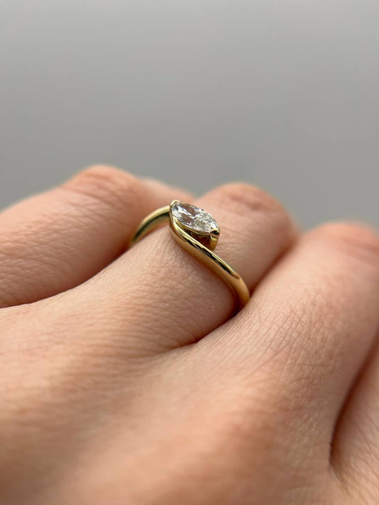 Marqise Engagement Ring