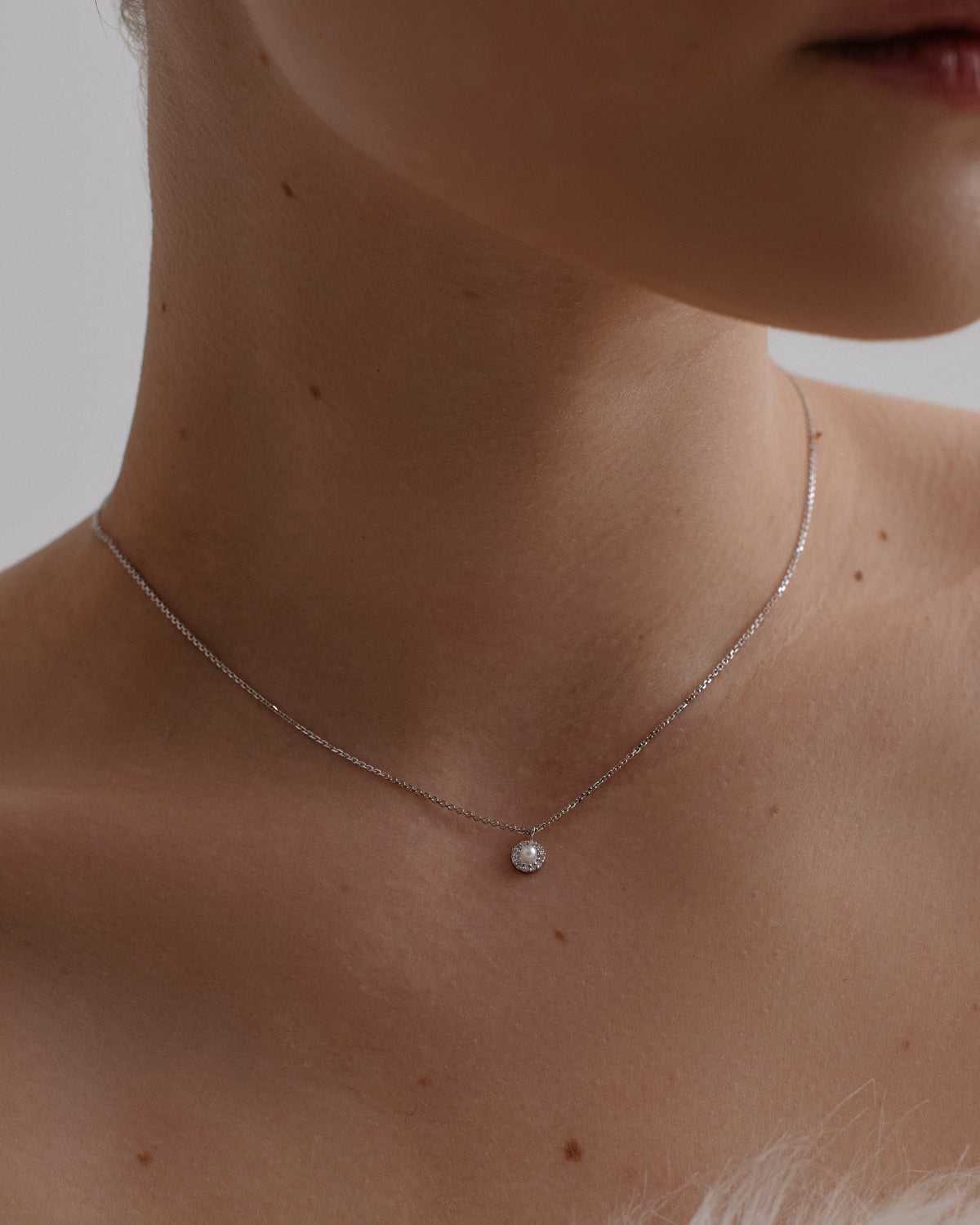 Pearl Dimond Pave Pendant