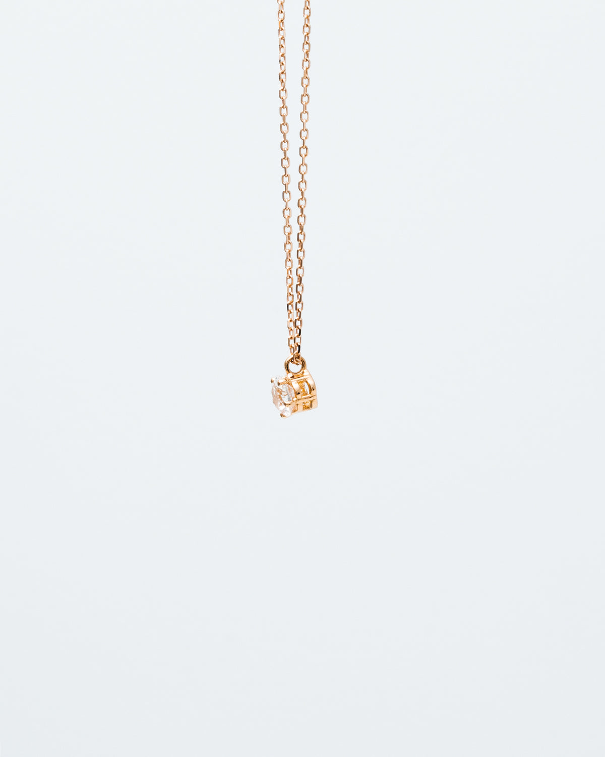 Sapphire Flower Rouse Gold Pendant