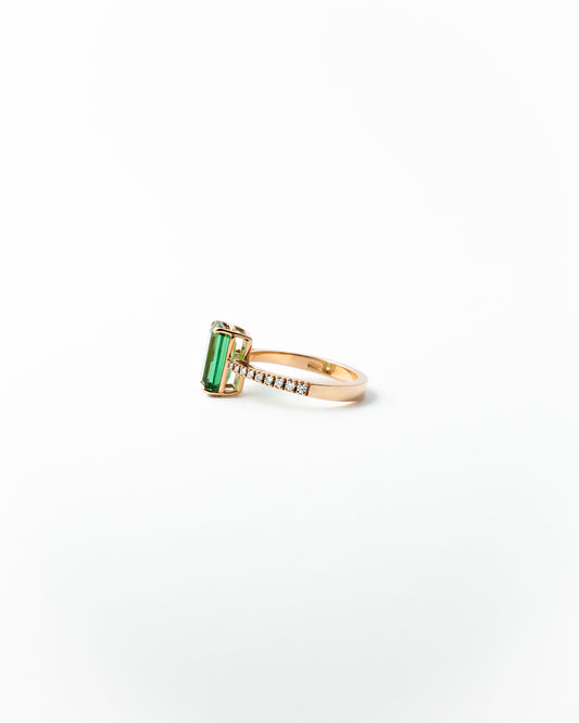 Tourmaline Half-entity Ring
