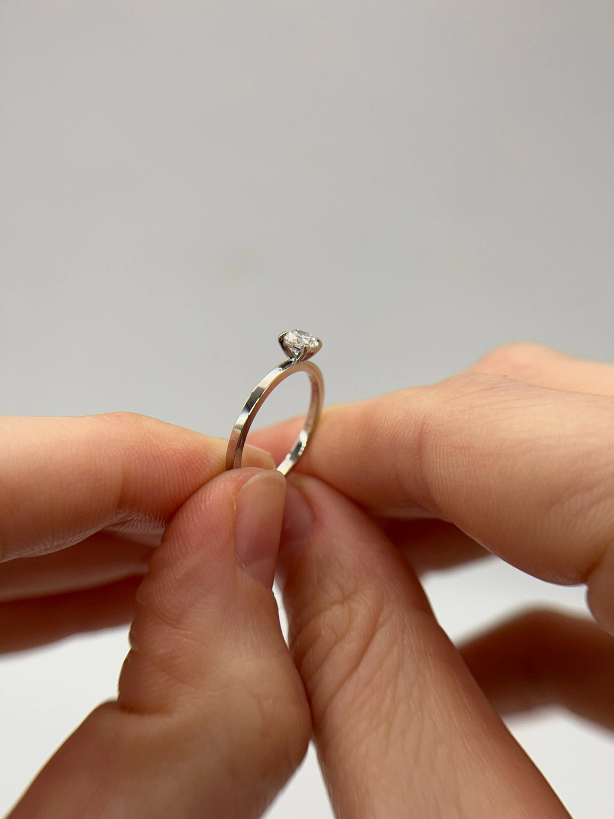 Minimalistic Engagement ring