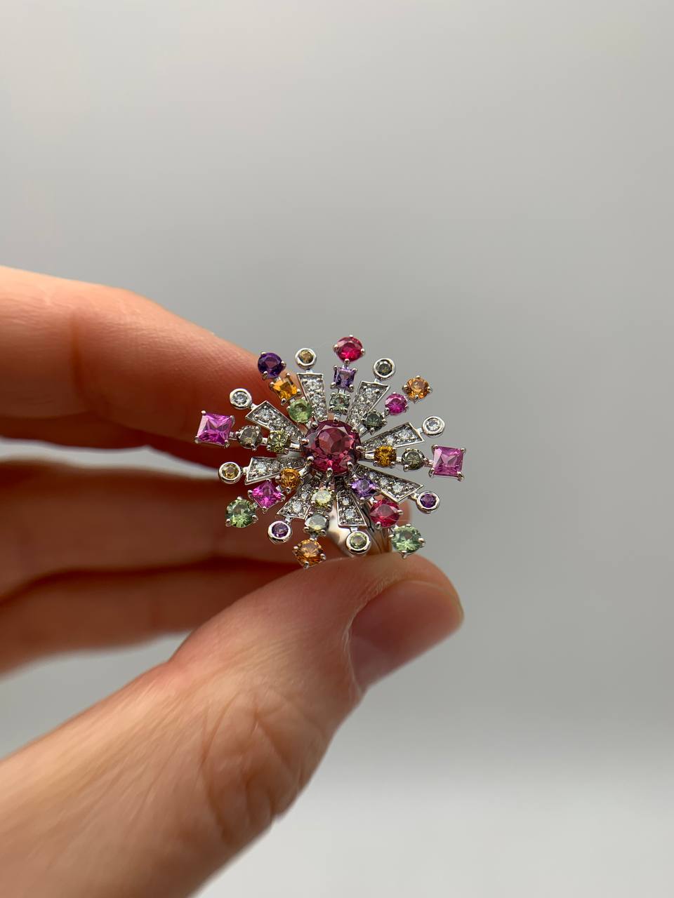 Salute Ring