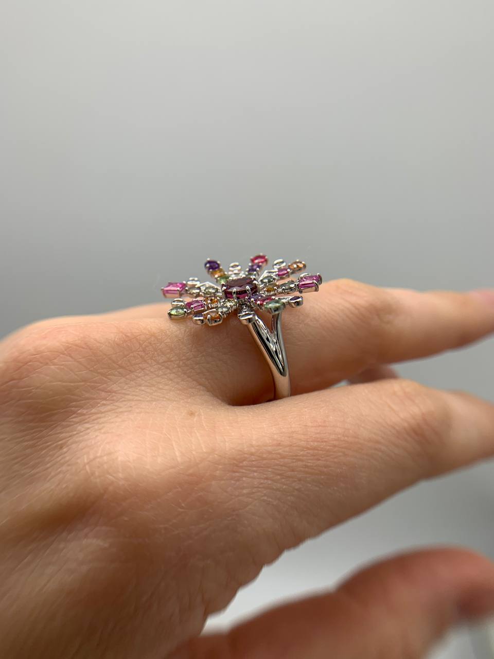 Salute Ring