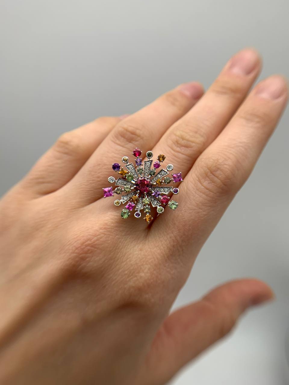 Salute Ring