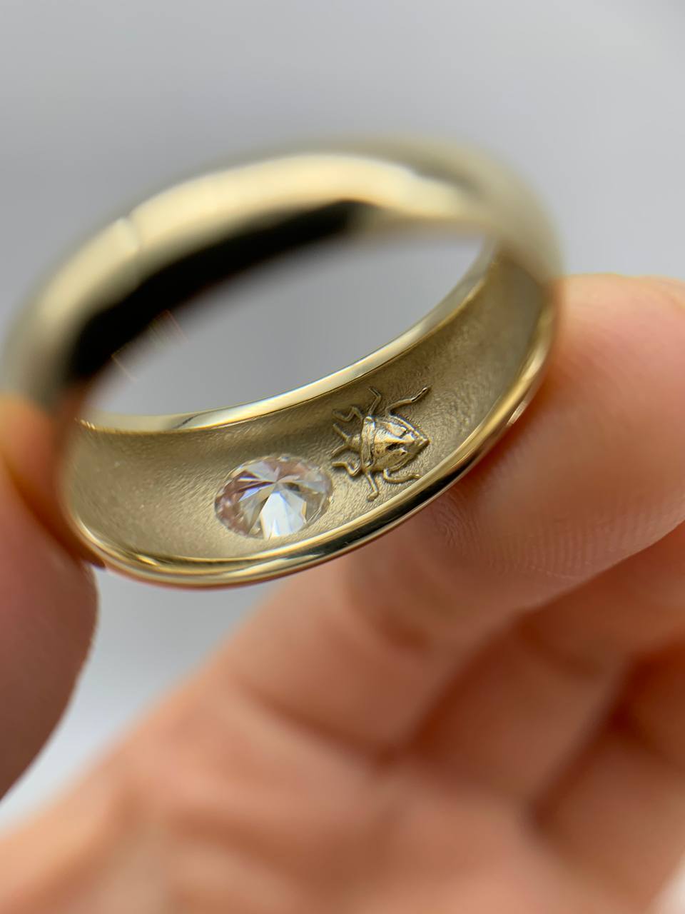 Bold Diamond Signet