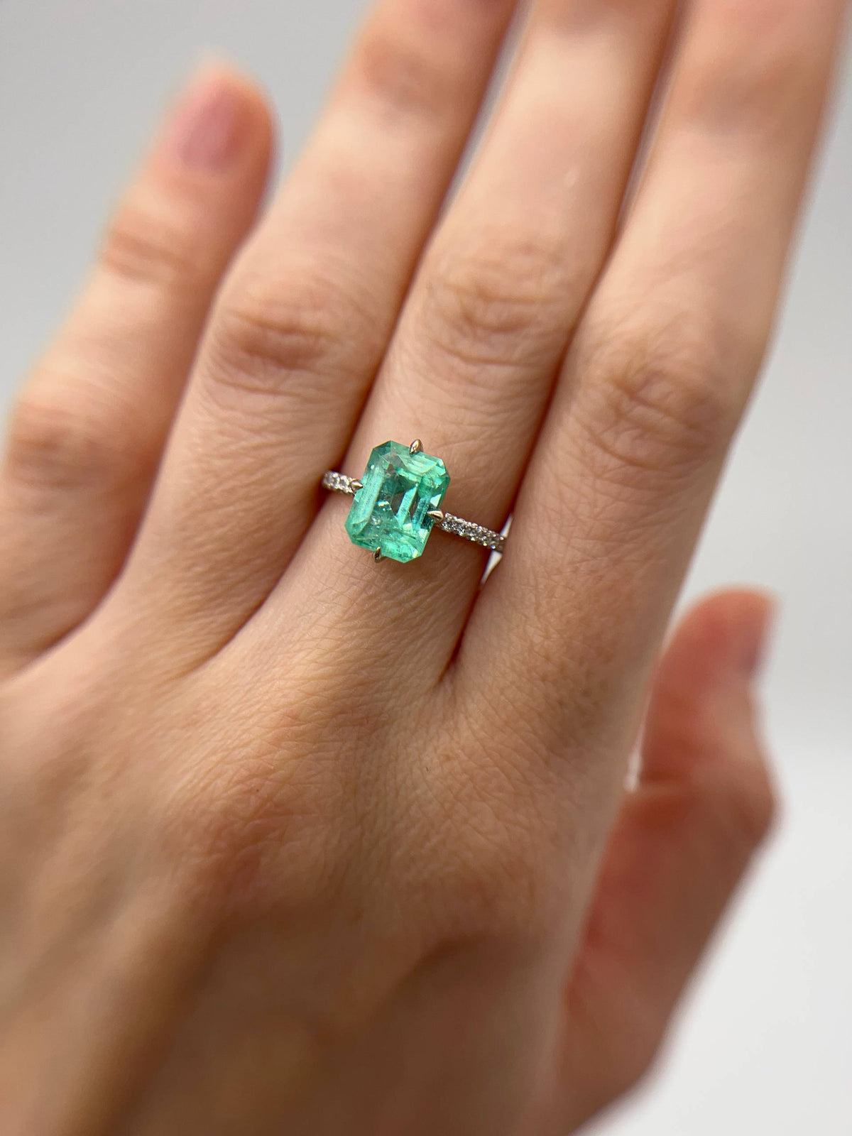 Emerald on Half-entity Ring